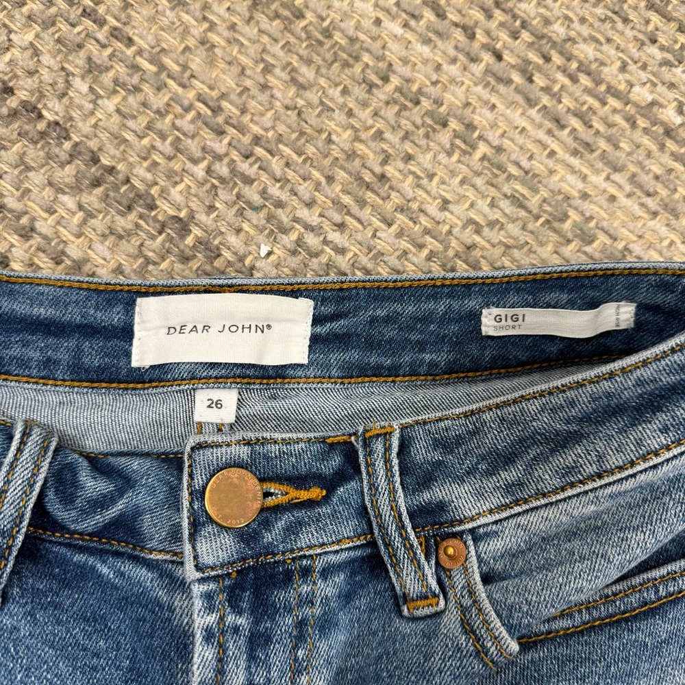 Dear John Gigi Denim Shorts 26 Distressed Frayed Hem Mid Rise Stretch Jean Short - Picture 3 of 7